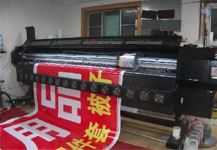 句容喷绘广告分辨率是多少？