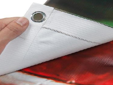 句容喷绘和刀刮布的工艺区别。