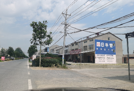 句容如何能保证墙体广告的醒目性？